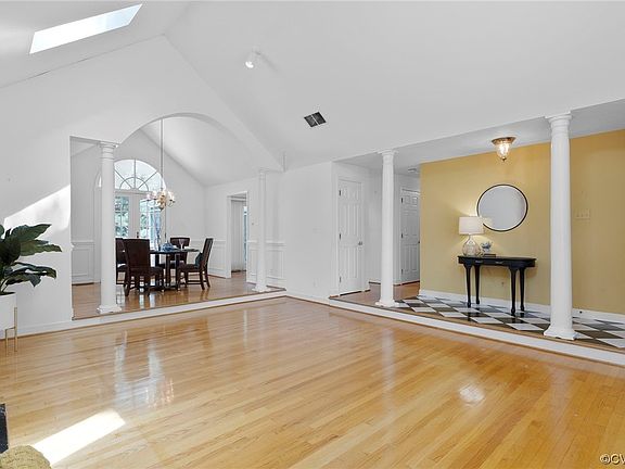 2nd image of 11216 Lady Slipper Ln