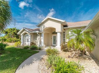 77 Medalist Rd, Rotonda West, FL 33947