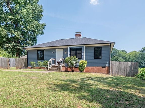 2nd image of 2520 Brentwood Pl