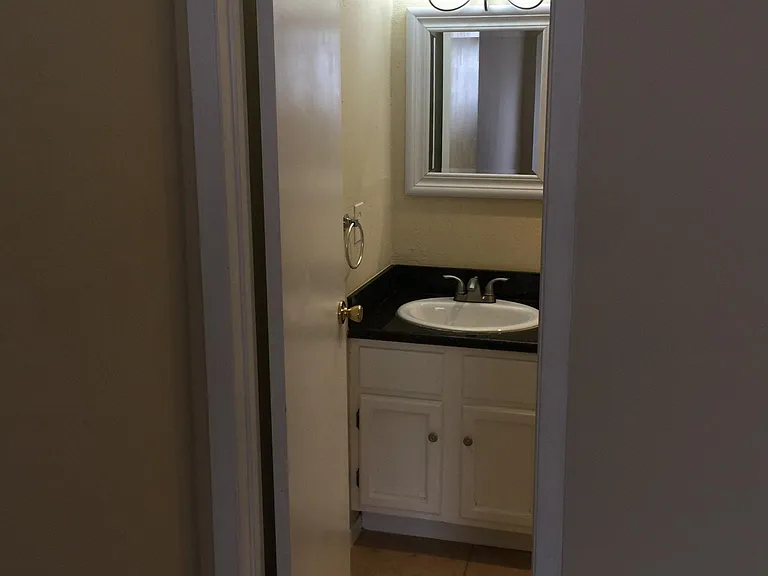 216 Gamblewood — Photo 20