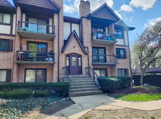 2817 Glenwood Lansing Rd APT 208, Lynwood, IL