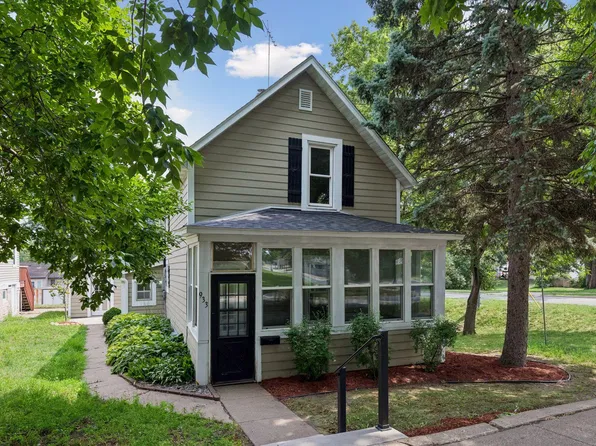 933 Ramsey St, Hastings, MN 55033