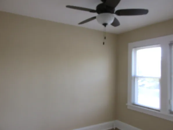 488 Snelling Ave S, Saint Paul, MN