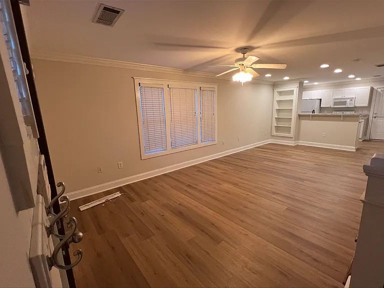 490 Barnett Shoals Rd #602 — Photo 3