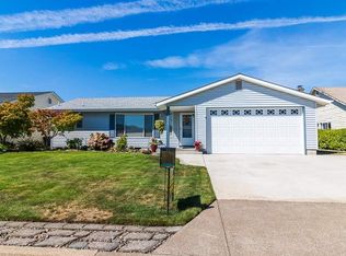 2069 Lilac Way, Woodburn, OR