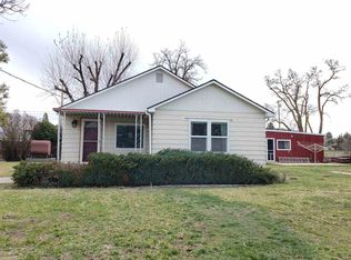 400 S 14th St, Montague, CA 96064