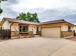 4 Regis Ln, Pueblo, CO 81005