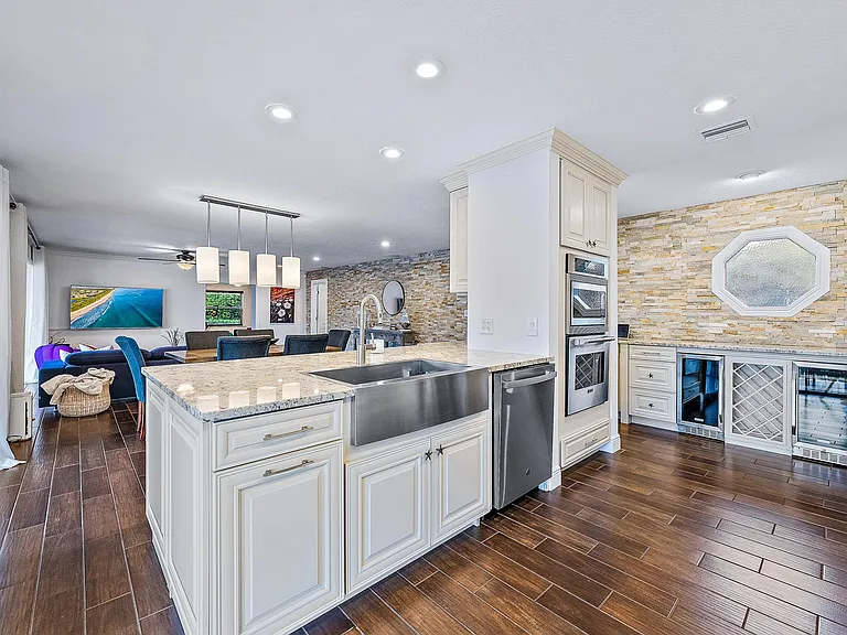 14120 Harbor Ln — Photo 7
