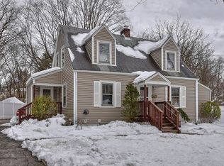 62 Fichter St, Bloomingdale, NJ 07403