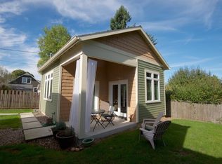 4239 NE Skidmore St UNIT B, Portland, OR 97218