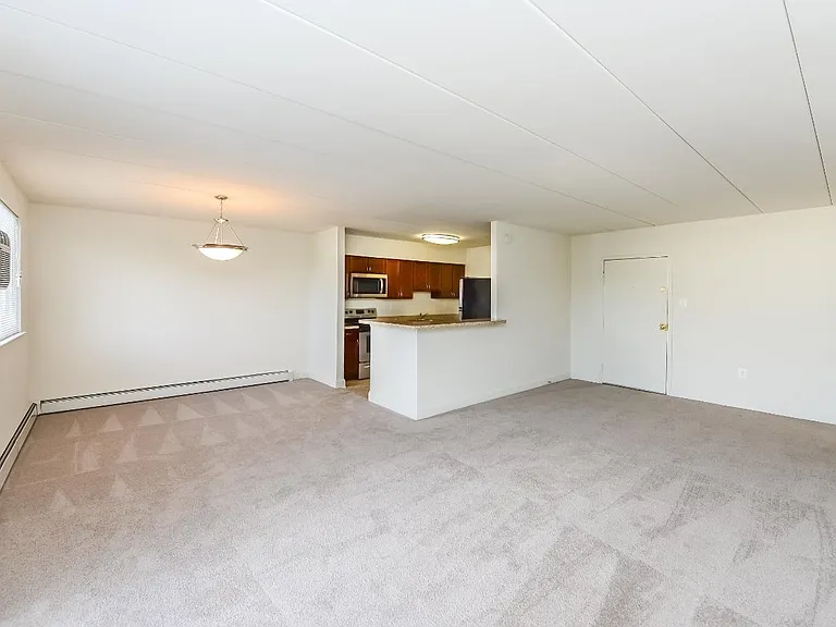 Stonegate at Devon Apartment Homes — Photo 7