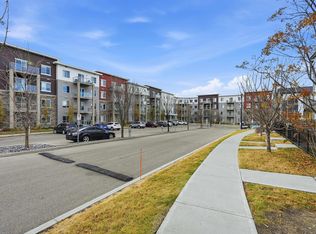 Village At Walker Lake, Edmonton, AB T6X 1Y7