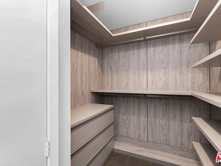 849 N Alta Vista Blvd #1 — Photo 15