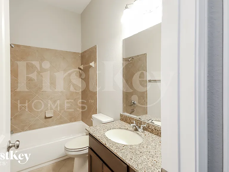 26122 Serenity Oaks Dr — Photo 17