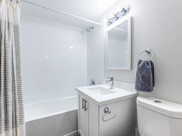 71 Parkwoods Village Dr — Photo 8