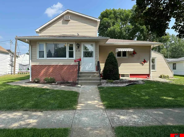 216 S Oak St, West Point, NE 68788