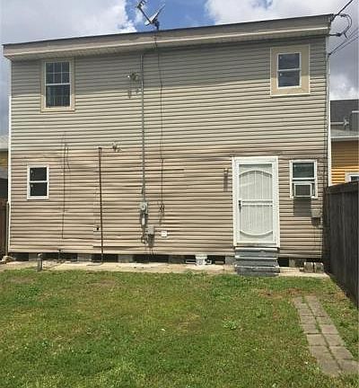 2nd image of 2529 Dryades St