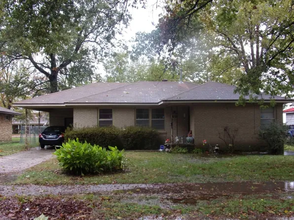 2122 N Circle Dr, Blytheville, AR 72315