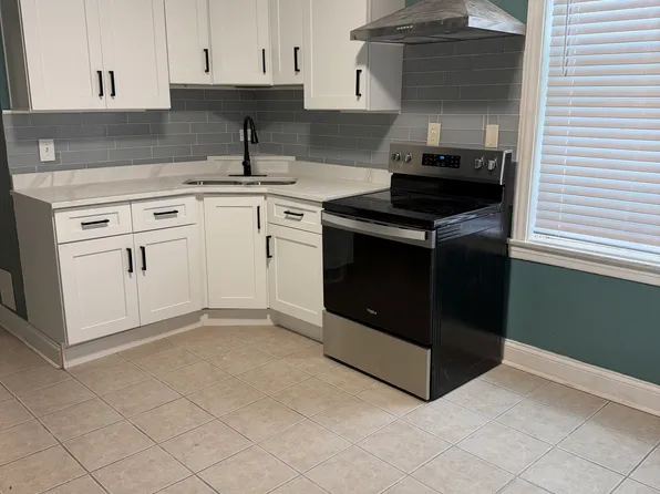 5125 W 30th St APT 2R, Cicero, IL 60804