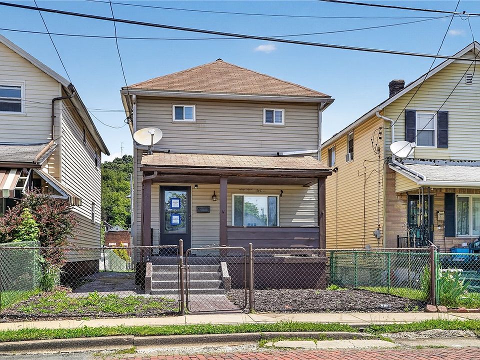 1st image of 212 4th Ave