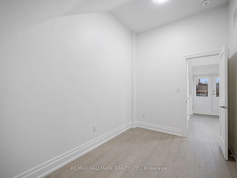 547 Indian Rd #3 — Photo 28
