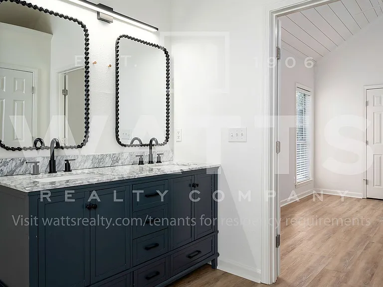 535 Walker Rd — Photo 15