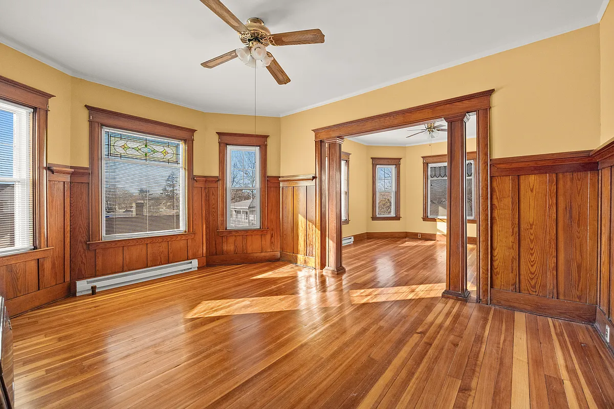 Building Photo - 110 Whittenton St #3