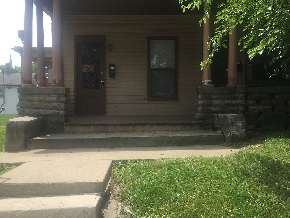 2nd image of 721 Cincinnati St APT A1