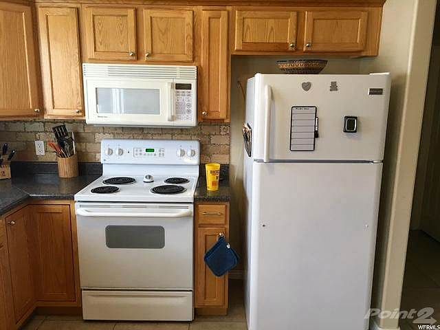 4 Kitchen