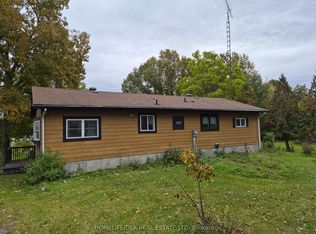 225 Johnson Bay Ln, Frontenac Islands, ON K7G 2V6