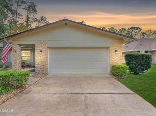 49 Putter Dr, Palm Coast, FL 32164