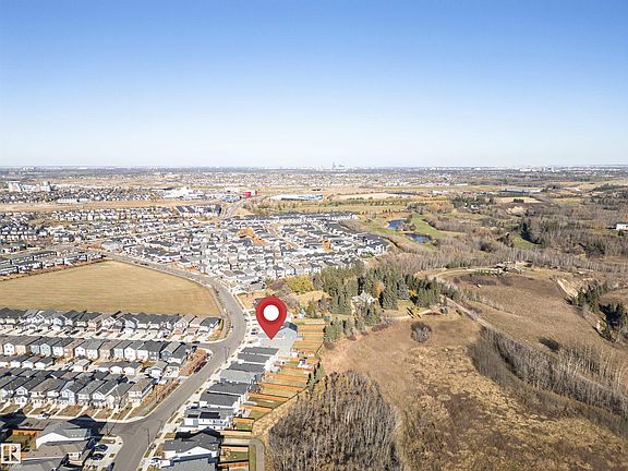 2nd image of 229 Glenridding Ravine Rd SW