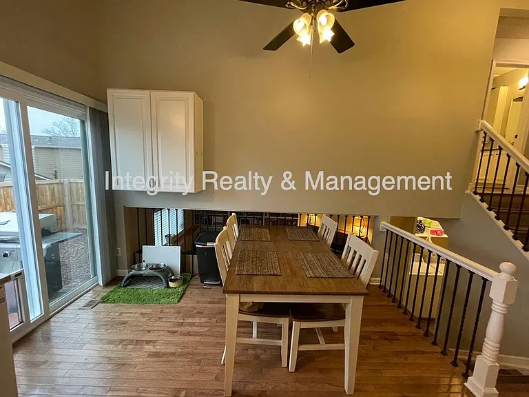 475 Chiswick Cir — Photo 15