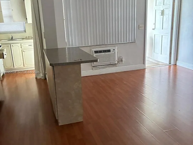 141 NE 10th Ave #25C — Photo 17