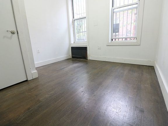 5th image of 296 Harman St #1LL