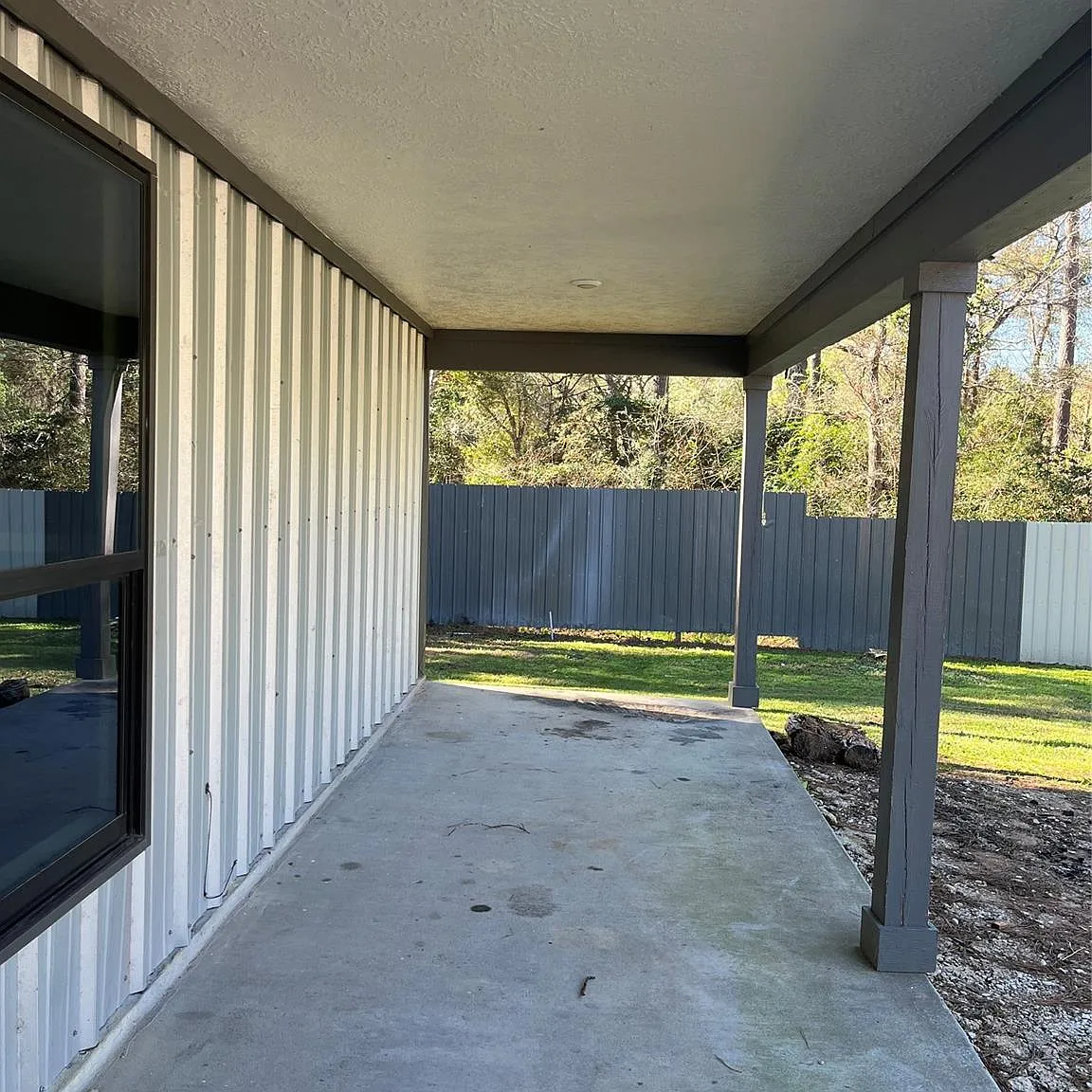 2 bed, 1.0 bath, 1560 sqft, $1,300 — Photo 3