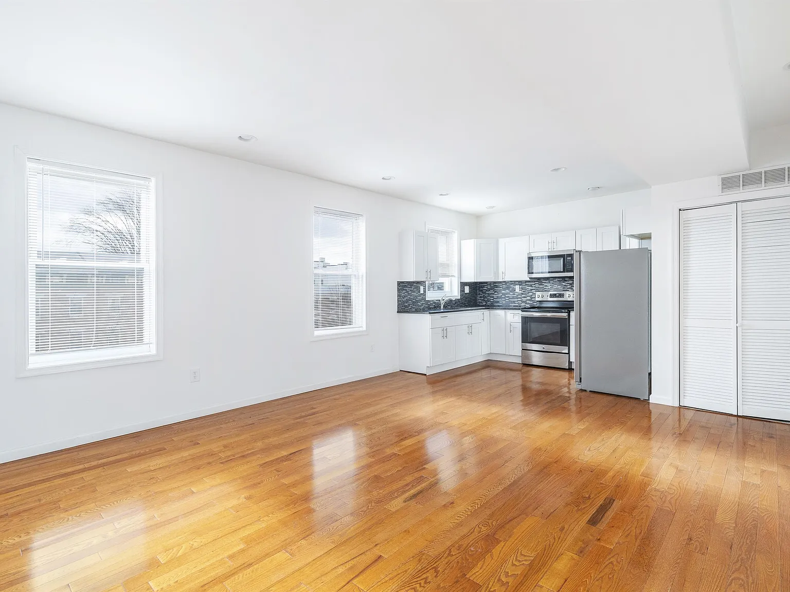 251 East Girard Avenue — Photo 3