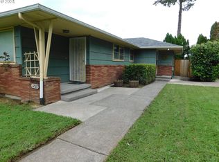 12313 NE Multnomah St, Portland, OR 97230