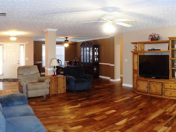 2nd image of 7556 Woody Springs Dr