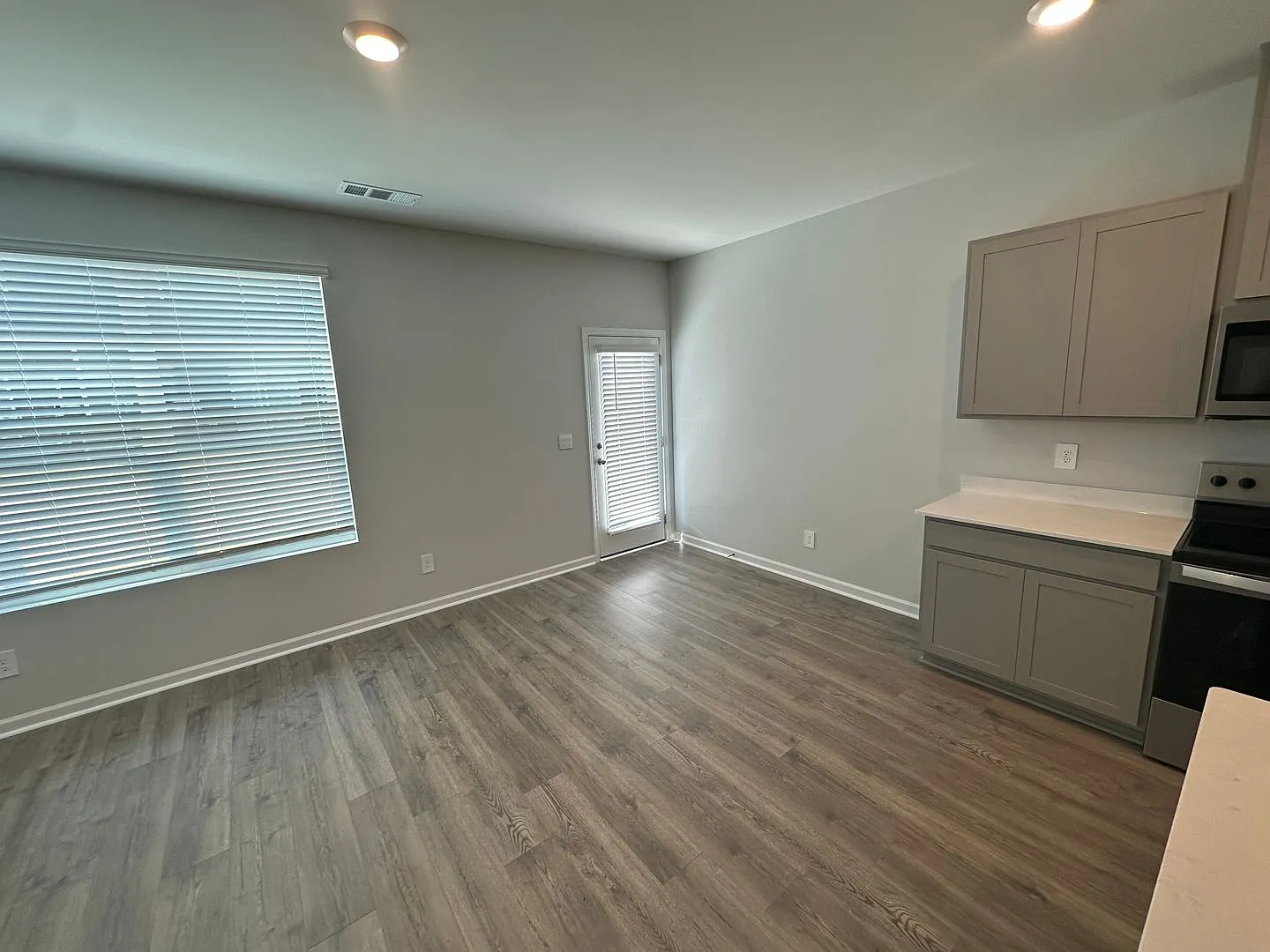 Brand New Construction Townhome with Pool! — Photo 3