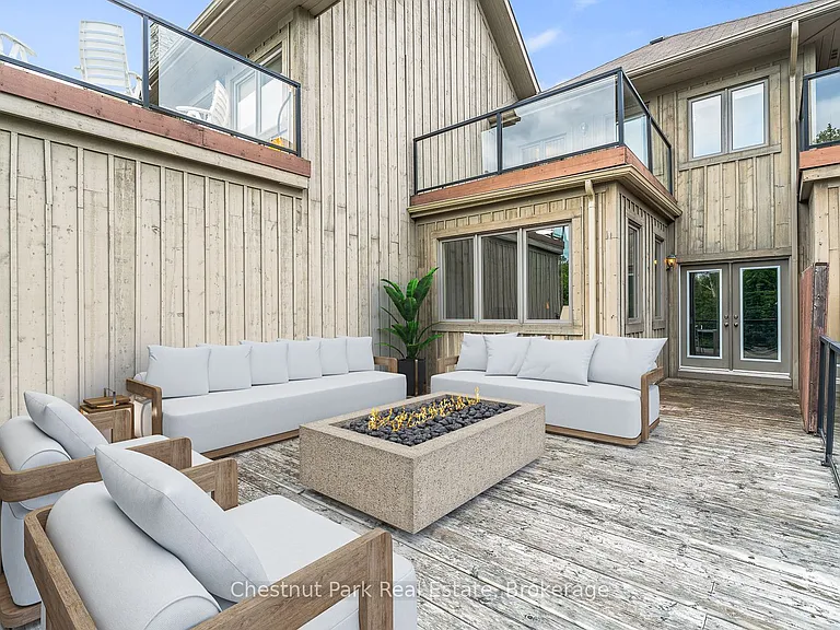 65 Rockmount Cres — Photo 15