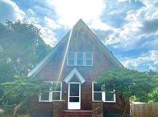 161 S Central Ave, Wood River, IL