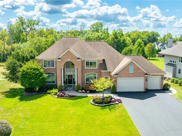 3 Brunson Way, Penfield, NY 14526