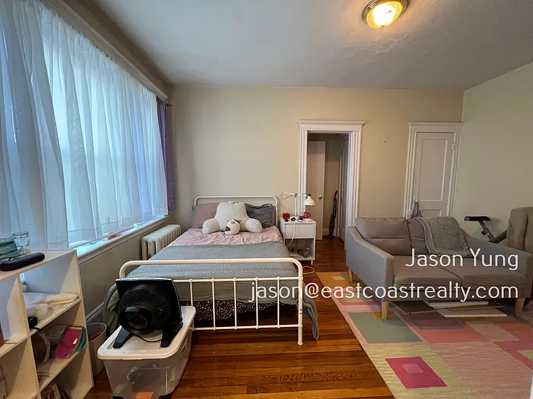 233 Kelton St #4 — Photo 3