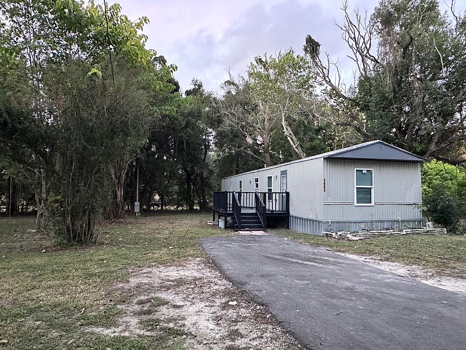 1st image of 3962 NE 92nd Ln