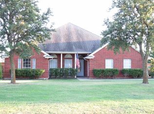 2514 Chippewa Trl, Sanger, TX 76266