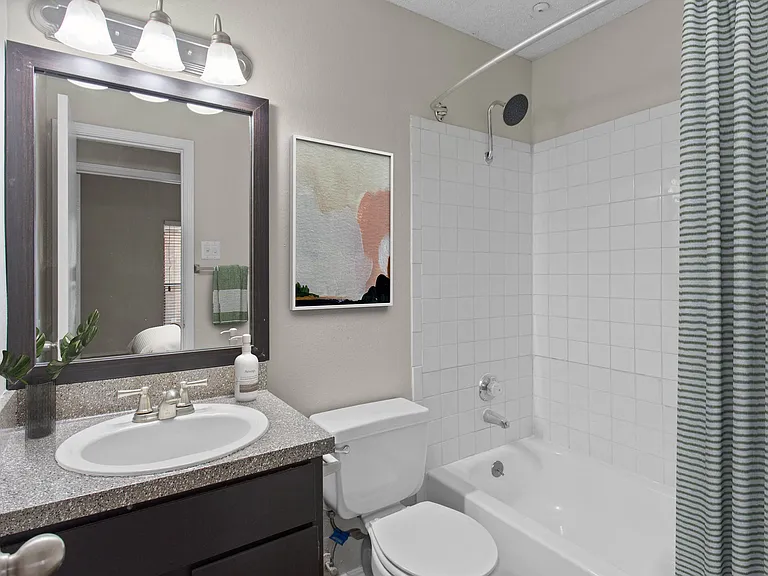 B1 | 2 Bed / 2 Bath | 1,011 Sq Ft