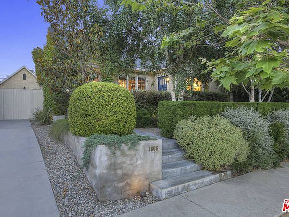 3rd image of 1606 Stearns Dr