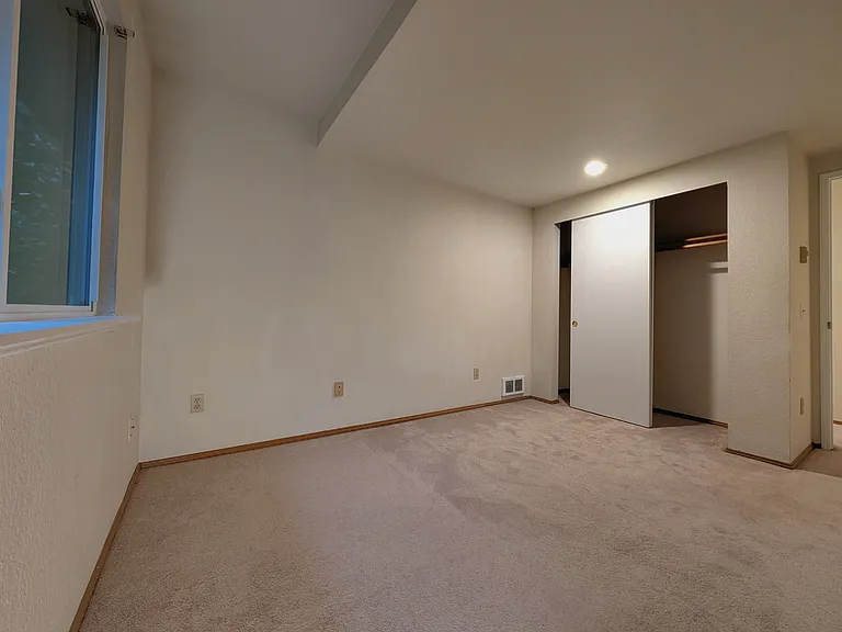 bedroom #1