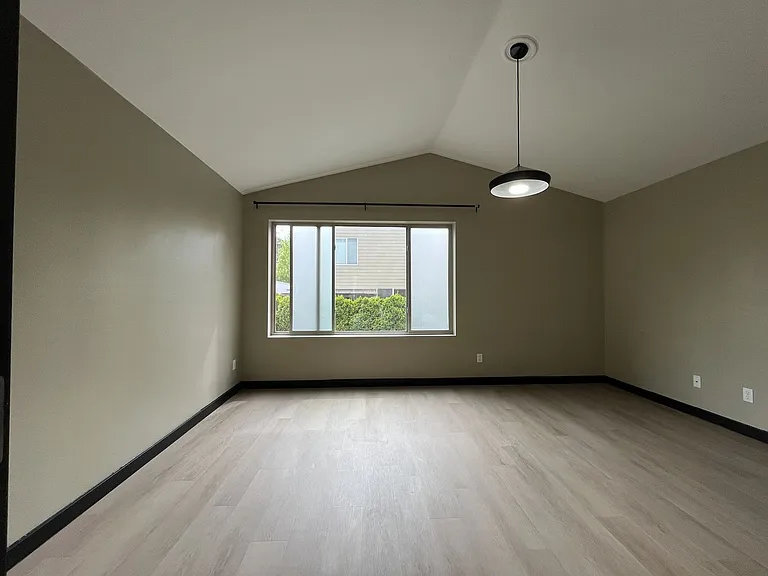 13758 SE Linden Ln — Photo 21